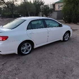 Toyota Corolla 2011