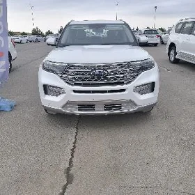 Ford Explorer 2022