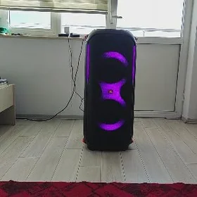 JBL partybox 710