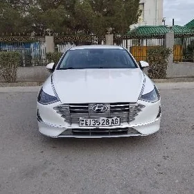 Hyundai Sonata 2021