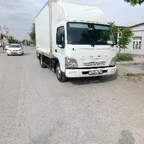 Mitsubishi Canter 2023