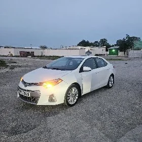 Toyota Corolla 2015