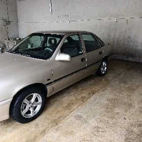 Opel Vectra 1990