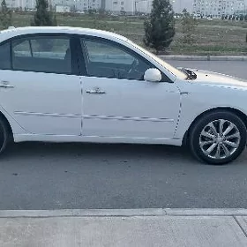 Hyundai Sonata 2010