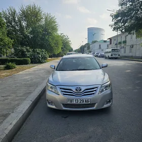 Toyota Camry 2010