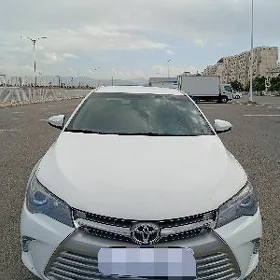 Toyota Camry 2017