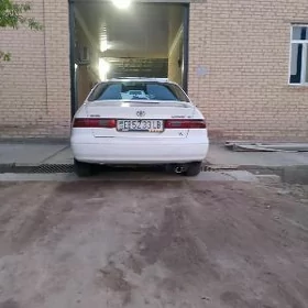Toyota Camry 1998