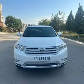 Toyota Highlander 2011