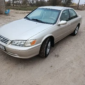 Toyota Camry 2000