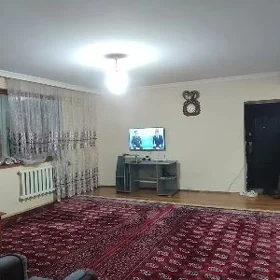 2ком 1этаж центр