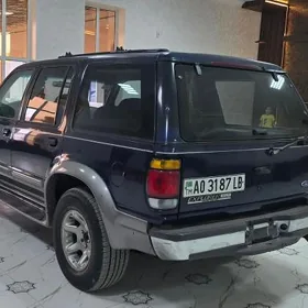 Ford Explorer 1996
