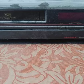 Видеомагнитофон