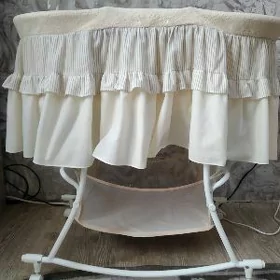 Продам кроватку люльку