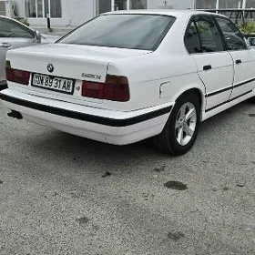 BMW 525 1990