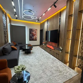 Ylham aleyan yany 2 kom 1 etaz