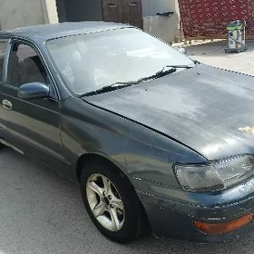 Toyota Corona 1992