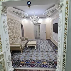 Mir 11 etaj 4 komnat + howly