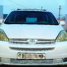 Toyota Sienna 2004