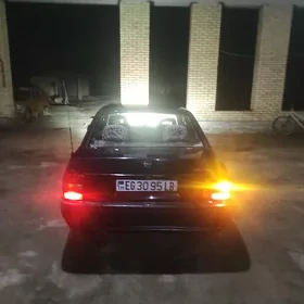 Opel Vectra 1990