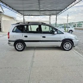 Opel Zafira 2000