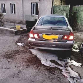 Mitsubishi Diamante 1995