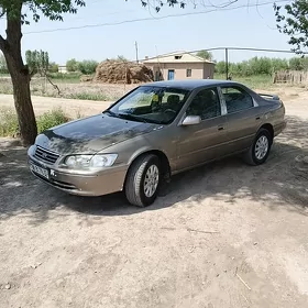 Toyota Camry 1997