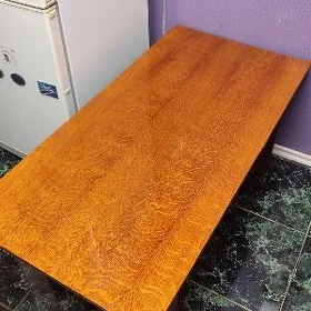 Журнальный столик