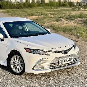 Toyota Camry 2023