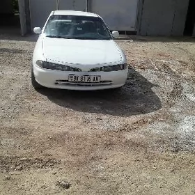 Mitsubishi Galant 1996