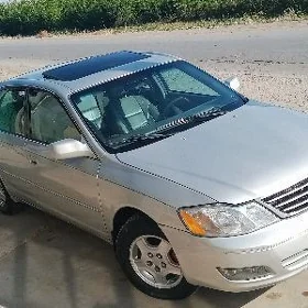 Toyota Avalon 2000