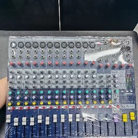 SoundCraft Yamaha pultlar