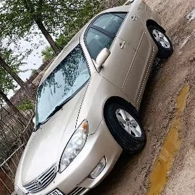 Toyota Camry 2004