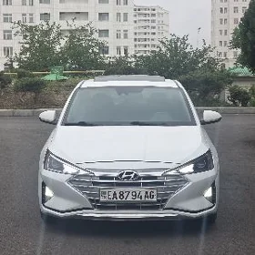 Hyundai Elantra 2019