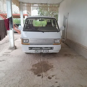Toyota Hiace 1990