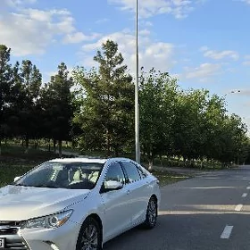 Toyota Camry 2016