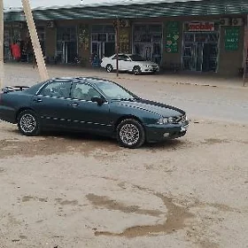 Mitsubishi Diamante 1996