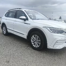 Volkswagen Tiguan 2023