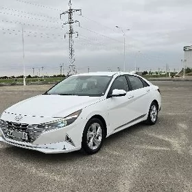 Hyundai Elantra 2021