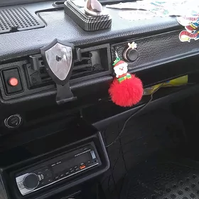 Lada 2105 1982