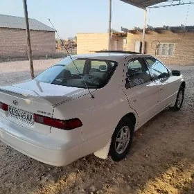 Toyota Camry 1999
