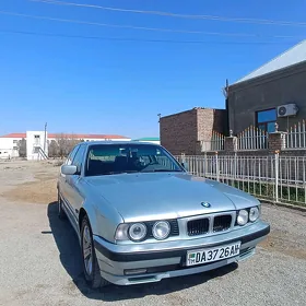 BMW 525 1990