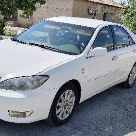 Toyota Camry 2004