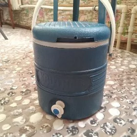 термос большой