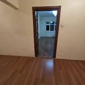 MIR7/1 3 KOMNAT 2ETAJ.