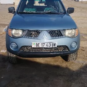 Mitsubishi L200 2007
