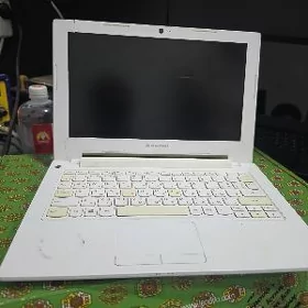 Lenova S 20 30Lenova S2030