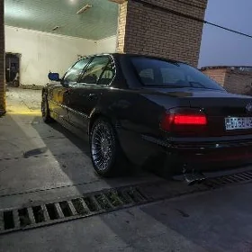 BMW 740 1996