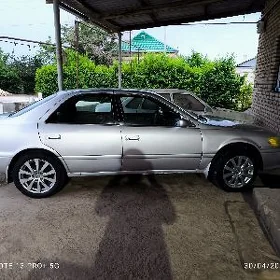 Toyota Camry 2001