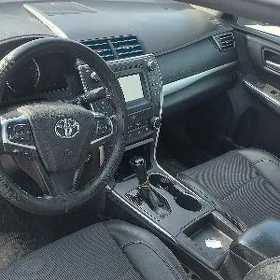 Toyota Camry 2017