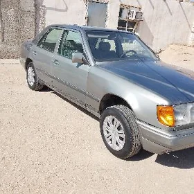 Mercedes-Benz 190E 1988